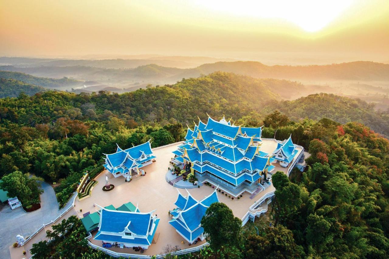 Isan Golf & Adventure Hotel Ούντον Τάνι Εξωτερικό φωτογραφία