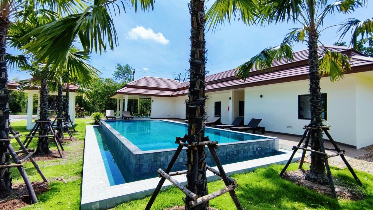 Isan Golf & Adventure Hotel Ούντον Τάνι Εξωτερικό φωτογραφία
