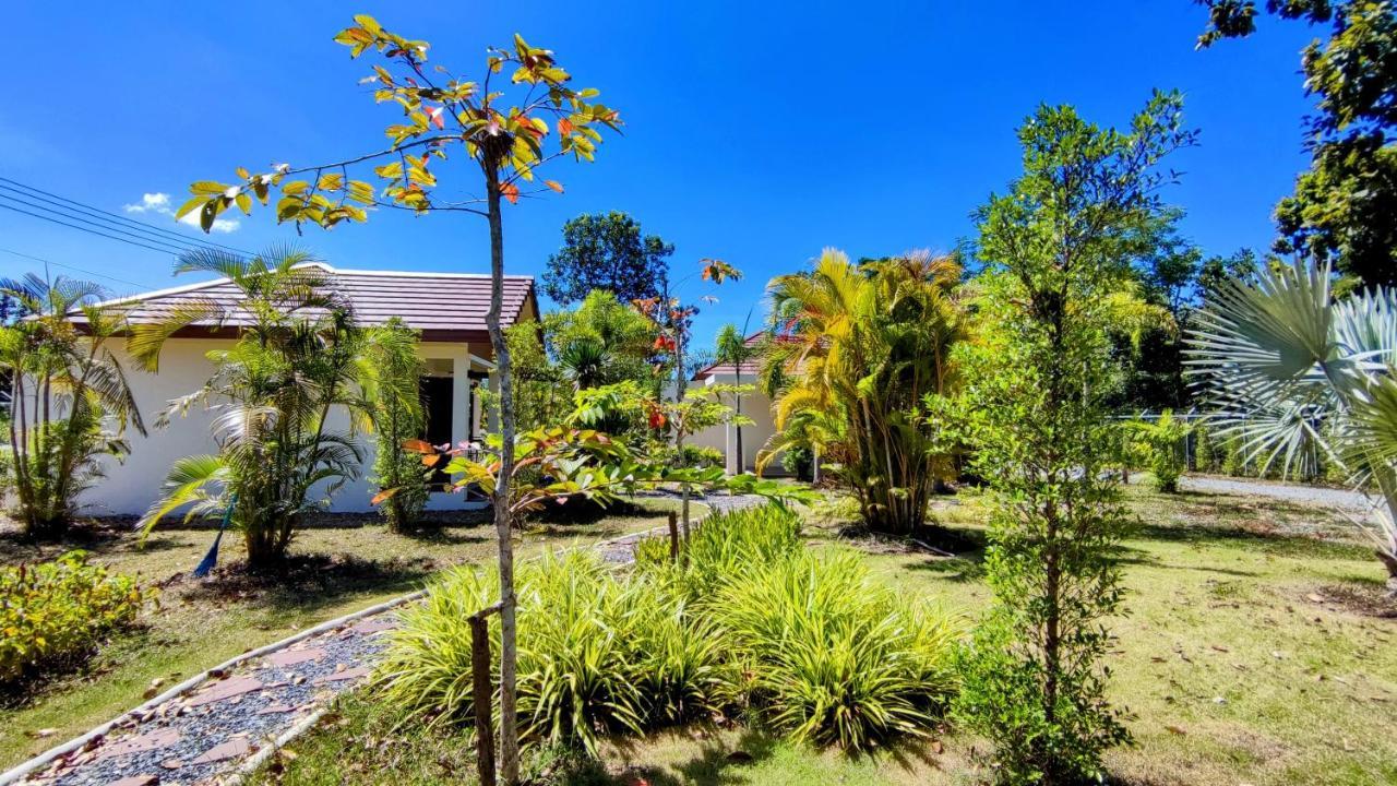 Isan Golf & Adventure Hotel Ούντον Τάνι Εξωτερικό φωτογραφία