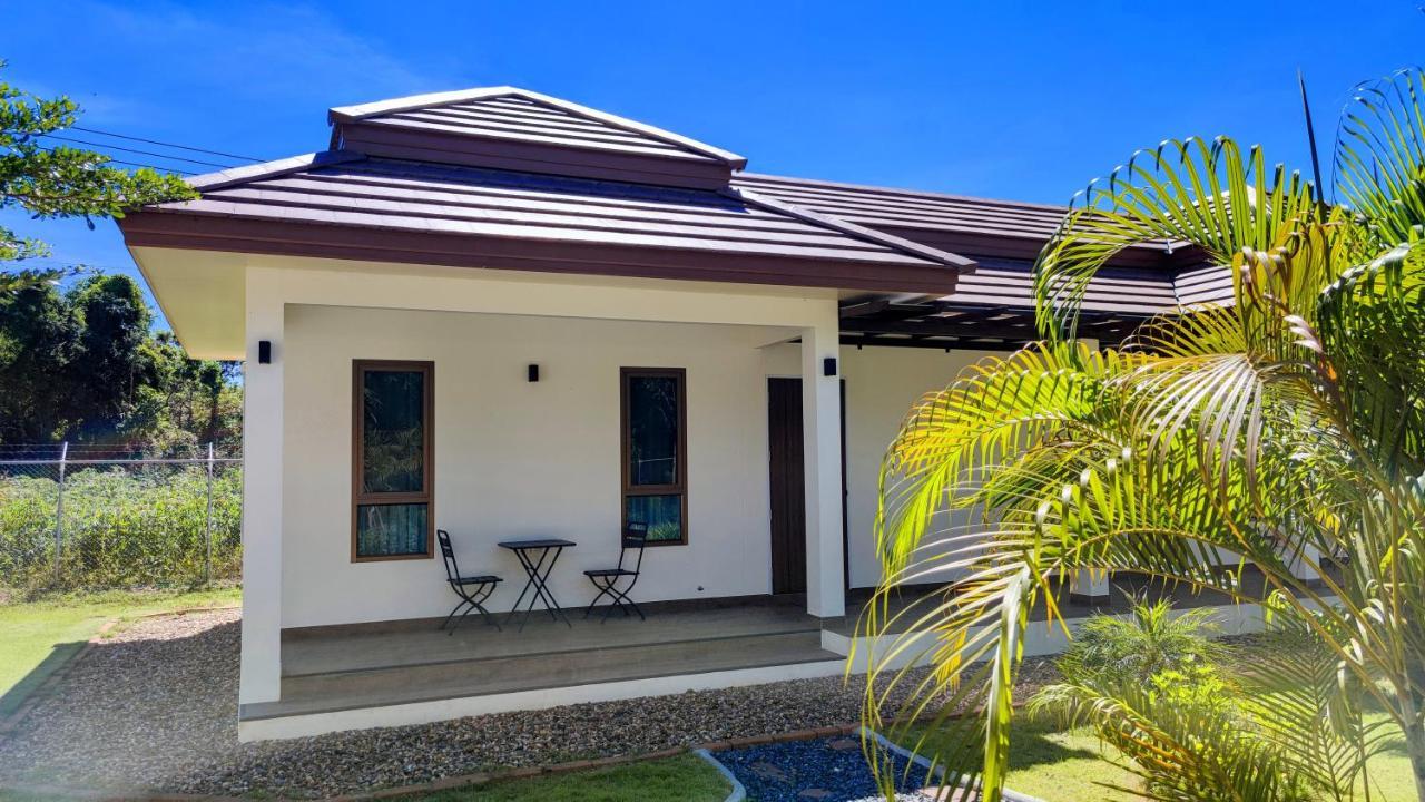 Isan Golf & Adventure Hotel Ούντον Τάνι Εξωτερικό φωτογραφία