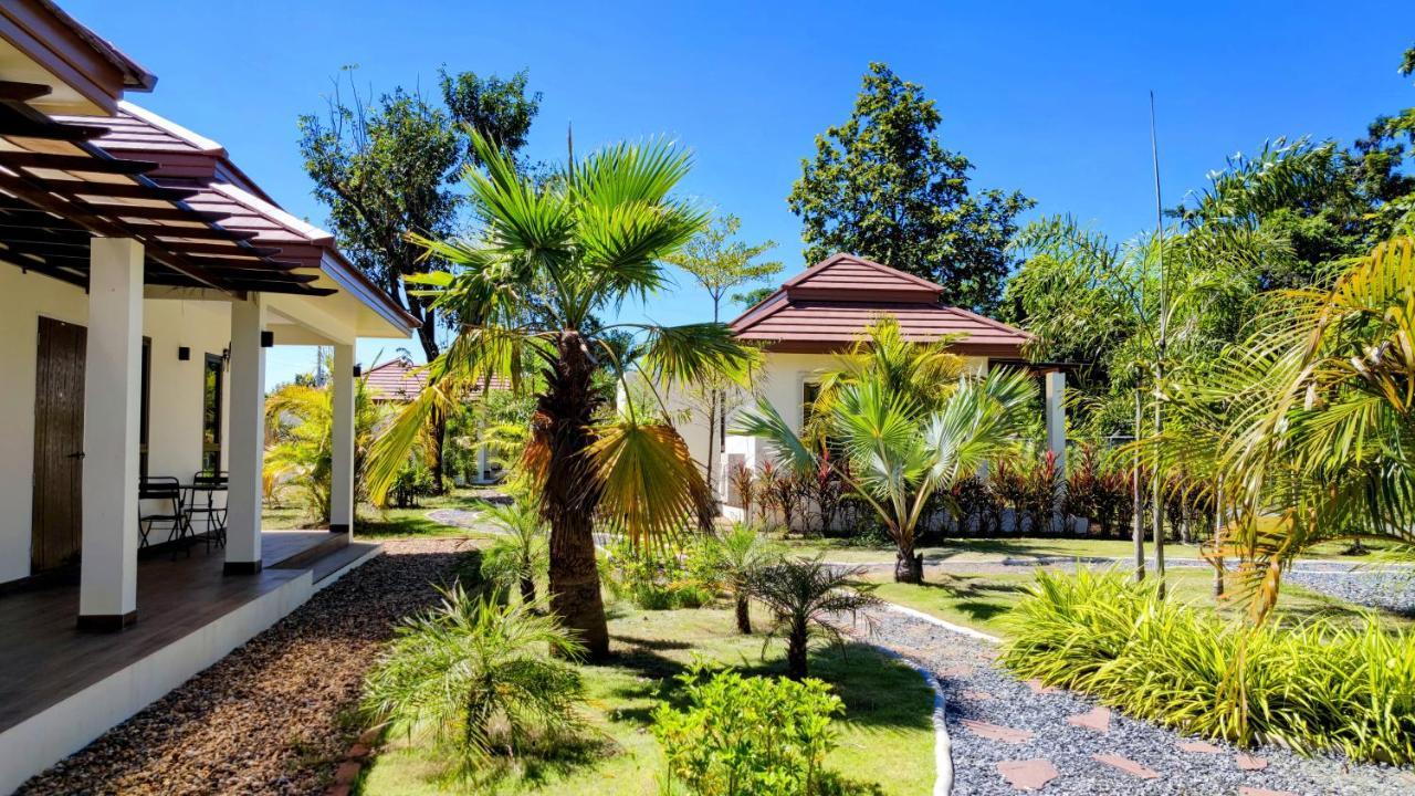 Isan Golf & Adventure Hotel Ούντον Τάνι Εξωτερικό φωτογραφία